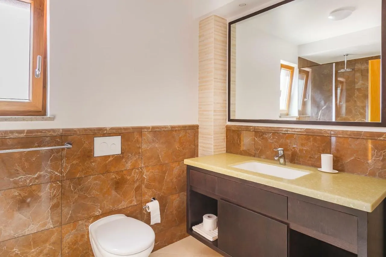 Luxury Apartments Villa Matea 2 Malinska 0*,